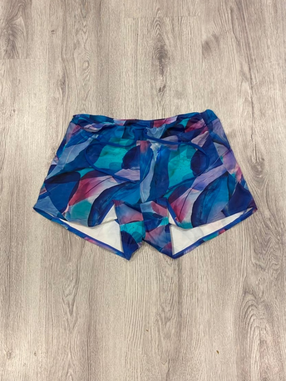 Athleta Abstract Floral Printed Running Shorts Blue Purple Teal Small